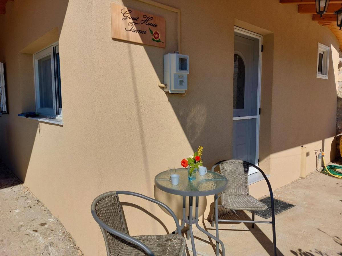 Guest House Tsanes Pinakokhorion Luaran gambar
